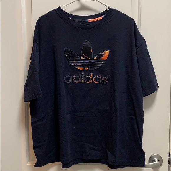 boyfriend t shirt adidas